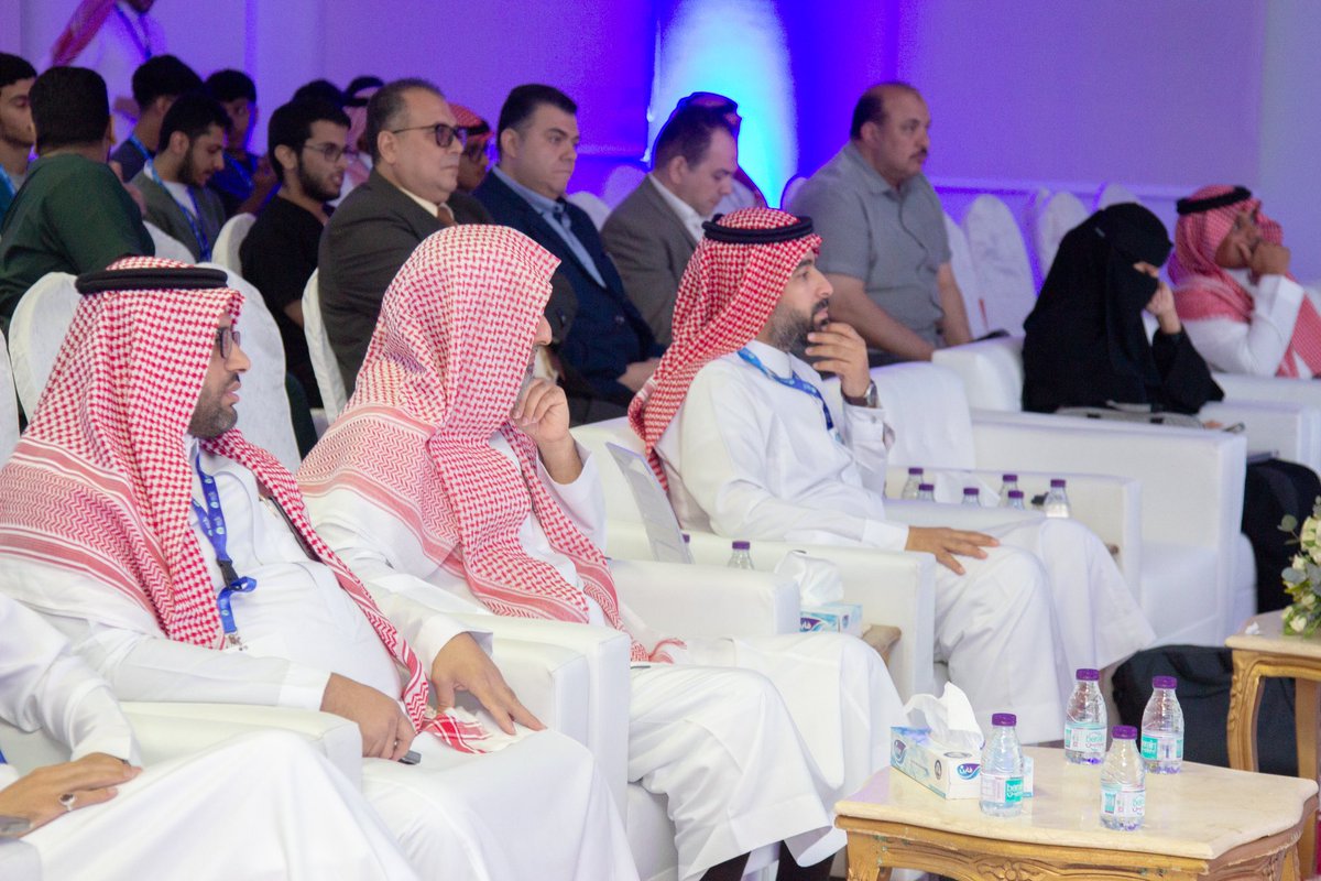 علي فقيهي tweet media