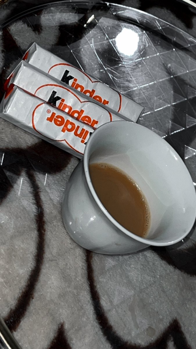 emanf___'s tweet photo. Coffee time 🤍 https://t.co/m0Ehrs0Xp5