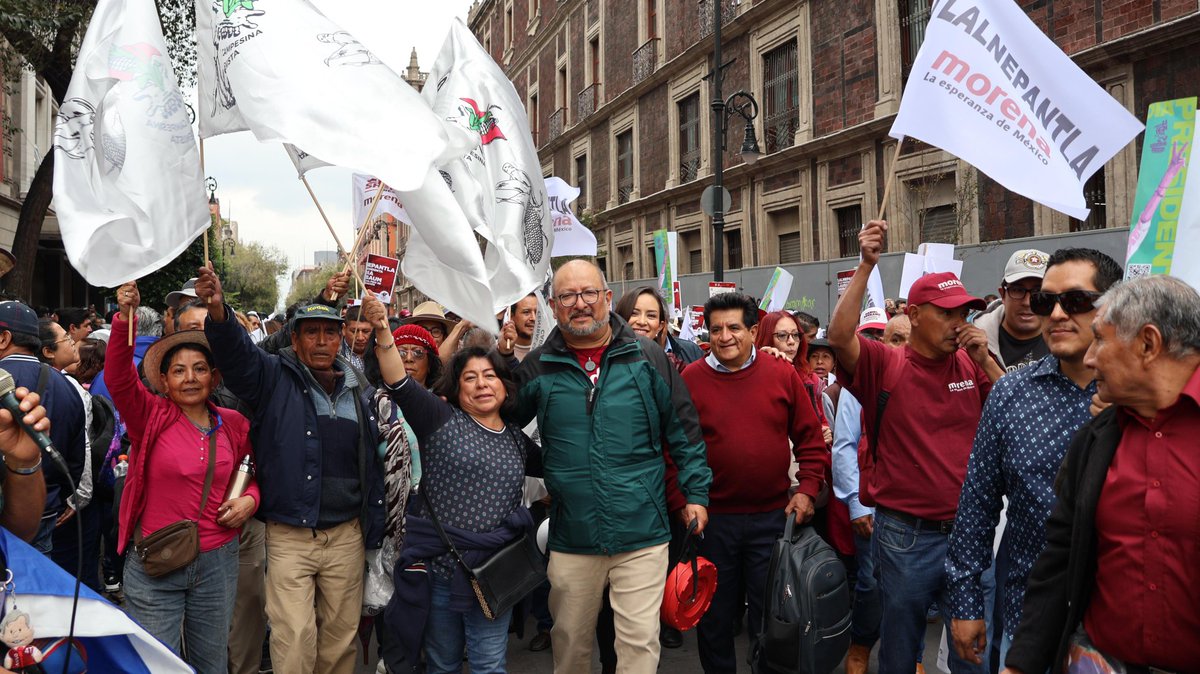 maxcorreah's tweet photo. ➡️🇲🇽 | ¡#Tlalnepantla avanza con dignidad hacia la #Utopía!
El segundo de la transformación comienza con la primera mujer Presidenta Claudia Sheinbaum Pardo, seguiremos construyendo una patria más justa, igualitaria y soberana para todas y todos.
Sí se puede!!
#MaxCorrea https://t.co/uC7ju0hzmT