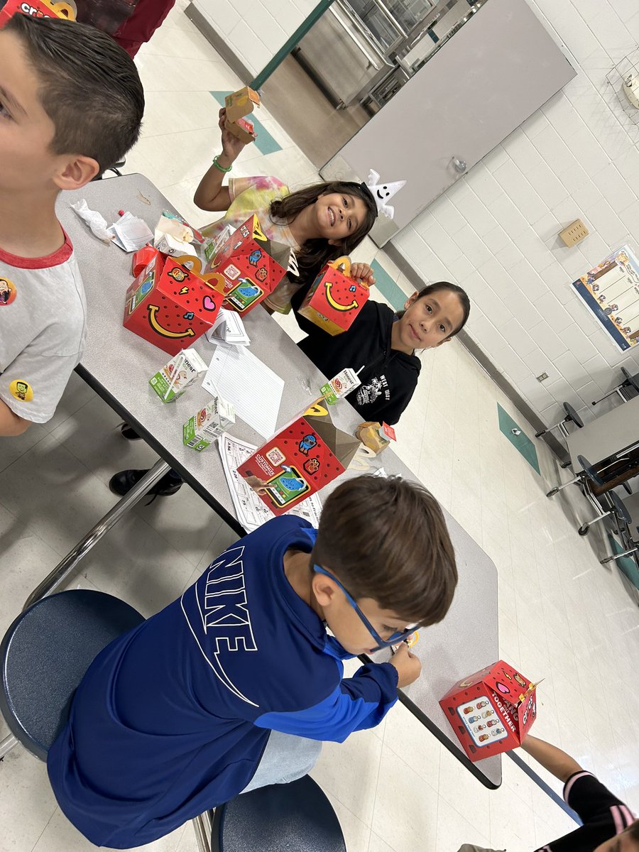 Veronica Collier (@vcollier_eces) on Twitter photo Intersession learning at its best! Thank you for making this week a Spooktacular success <a href="/EPChavez_ES/">RSendek_ECE</a>! Happy Meals all around for these tiny overachievers! #Allin #TeamSISD #OneDreamOneTeam Intersession learning at its best! Thank you for making this week a Spooktacular success <a href="/EPChavez_ES/">RSendek_ECE</a>! Happy Meals all around for these tiny overachievers! #Allin #TeamSISD #OneDreamOneTeam