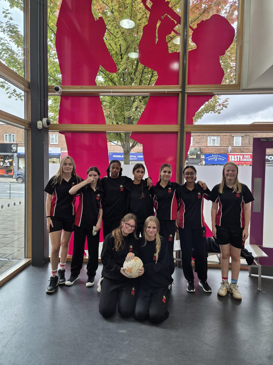 Well done to our @qpcs Y11 Netball team who have kicked off their season with two wins in the Brent League 👏 

QPCS 8 🆚 2 Ark Academy 
QPCS 10 🆚 2 KHS