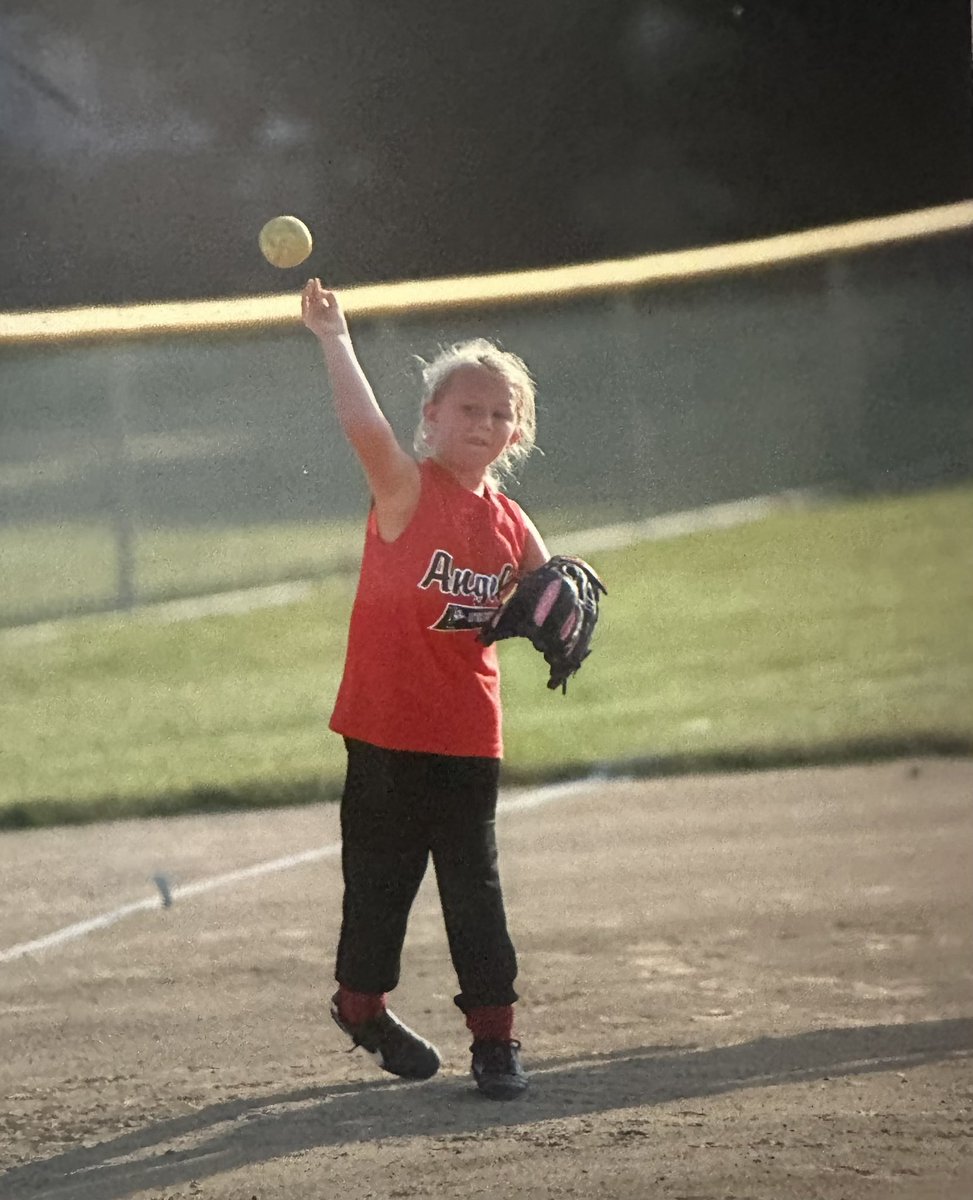 corinne_garmon's tweet photo. Softball has been a huge part of my life which I am so blessed and grateful for. THANK YOU to all that have supported me as I am SO happy to share my verbal commitment to Georgetown College in KY. Thank you to Coach Thornton for this opportunity! Thank you to my many coaches, I would not be the player I am today without you all. I am so grateful for the many friends made in the game, and families who have continued to cheer me on and have made me feel so loved. I cannot thank my family enough for their continued encouragement and constant support in my journey. Most of all, thanks and praise to GOD for guiding me into this new chapter of my life. Go tigers!    🐅 🧡 @GC_SoftballTeam @GC_CoachT @CoachDave_GC @GCCoachKelli @CheetahsBaer @joshbaer24