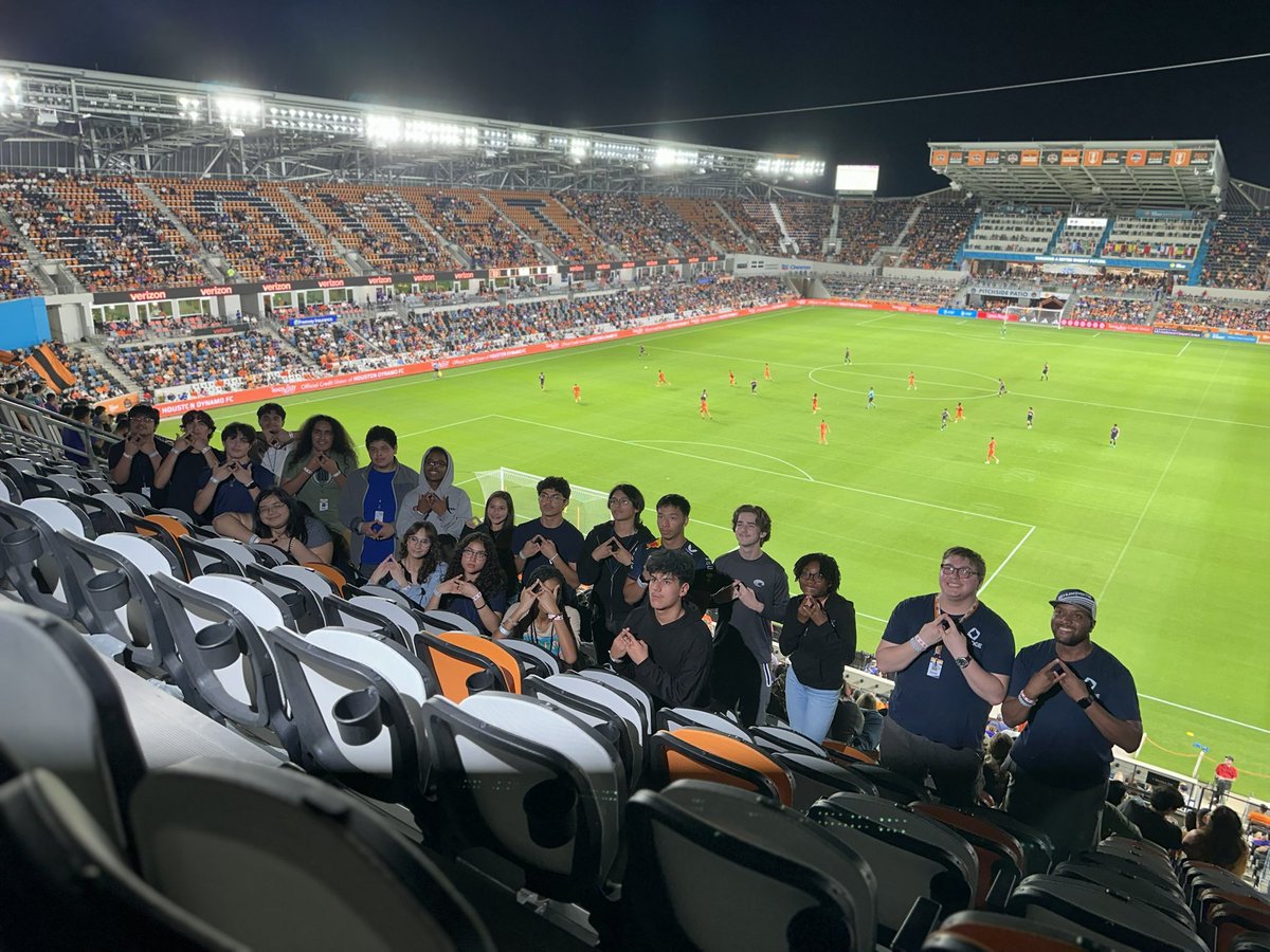 Shooting for <a href="/HTownsPulse/">H-Town Pulse Media</a>