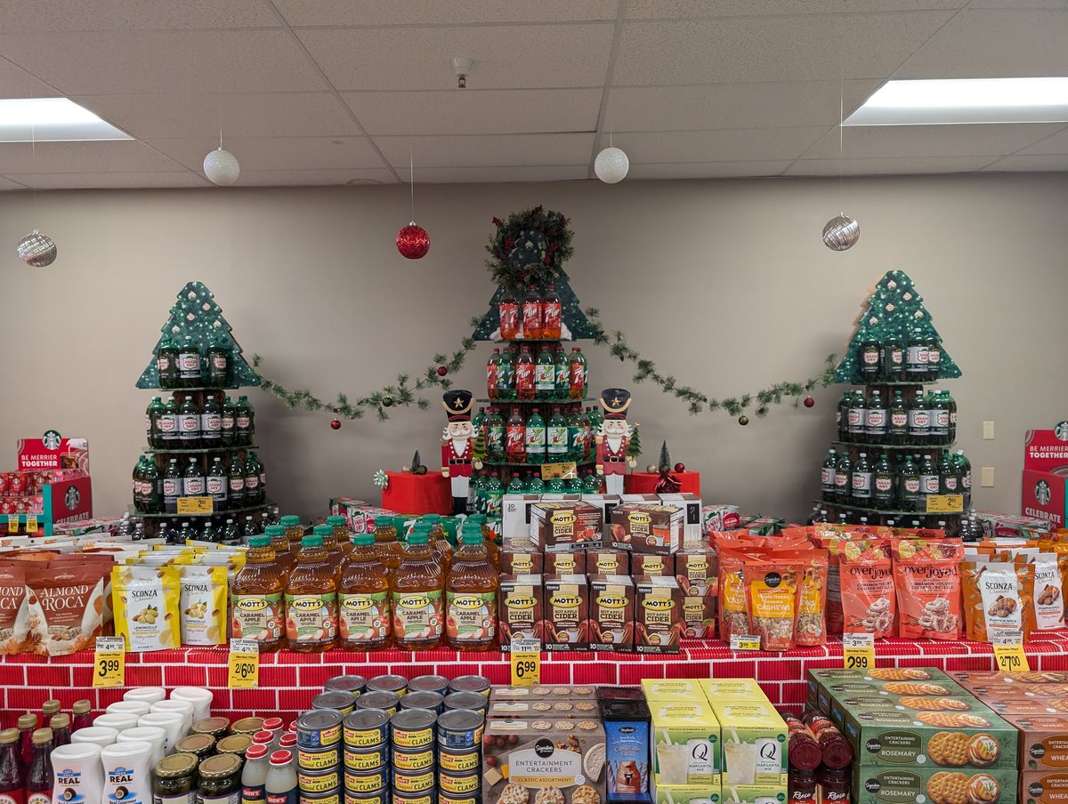 Dear <a href="/Safeway/">Safeway</a> 

Today is Oct 3rd....what the hell? 

Sincerely, 
#Halloween