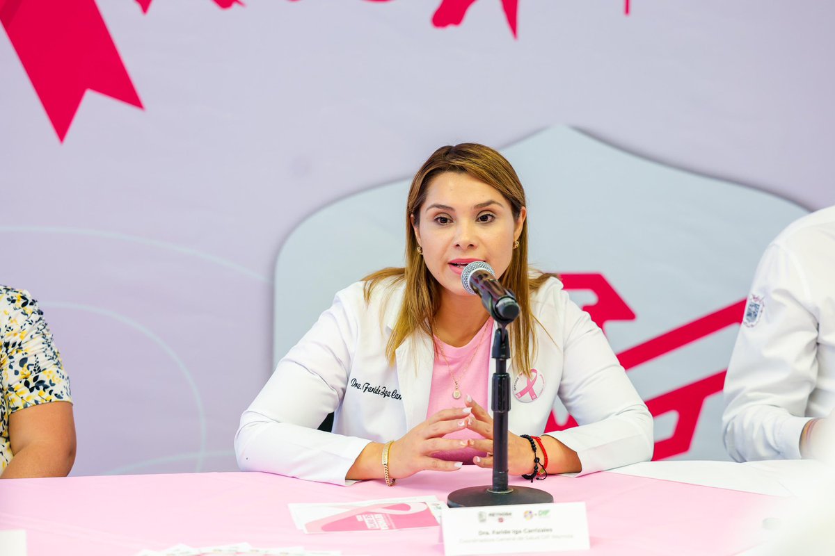 DIF_Reynosatm's tweet photo. En rueda de prensa, nuestro alcalde,🫡 Lic. @carlospenaortiz , lanzó la campaña de concientización del cáncer de mama 2024: “Reynosa se pinta rosa”.💕🌸

Donde se busca llegar a la mayor cantidad de mujeres y crear conciencia sobre la importancia de la auto exploración… https://t.co/a5EbUhTOhp