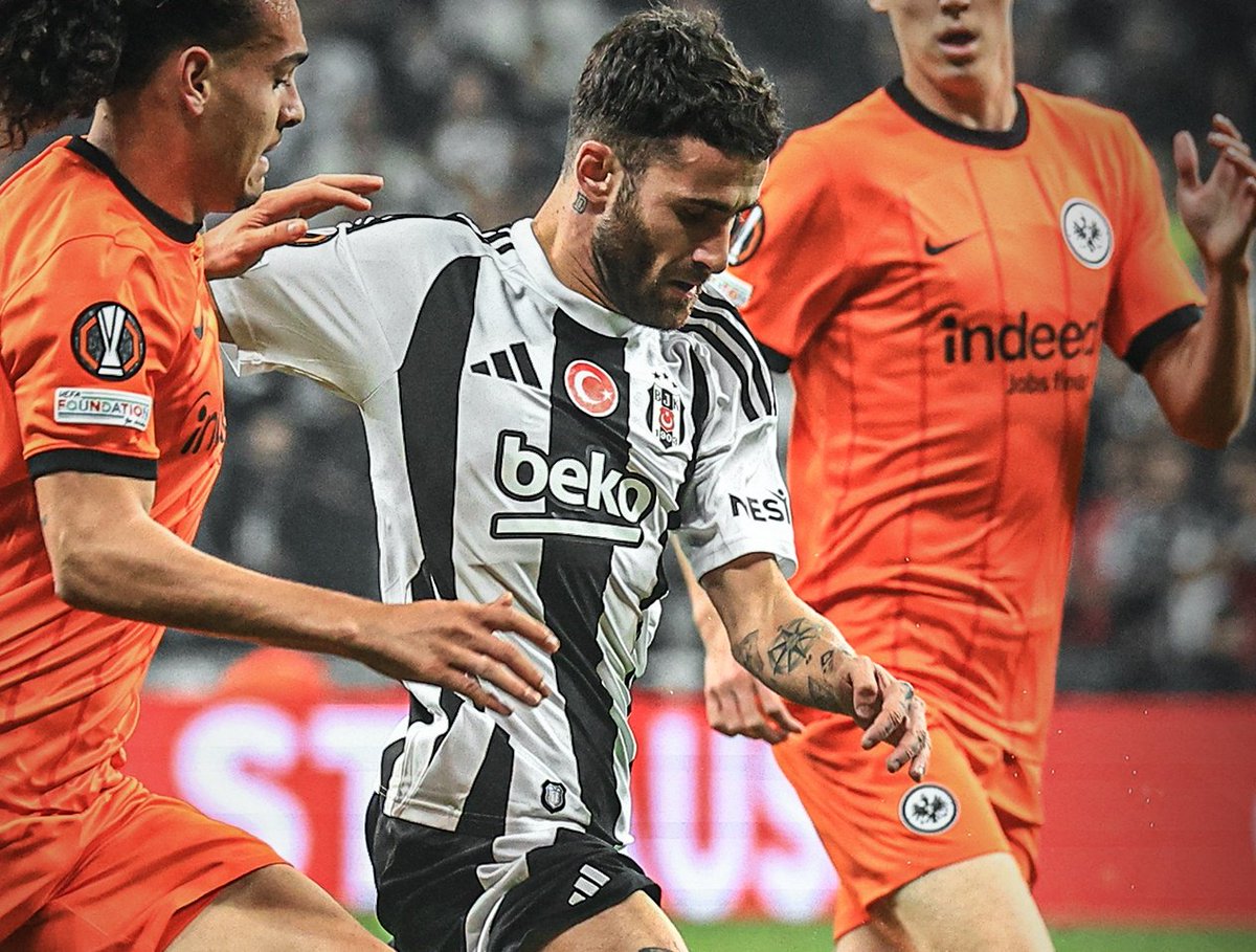 senolreyizz's tweet photo. Kendi sahamızda ne yapıp edip o golü daha erken bulup maça ortak olmalıydık.. bazen şans yanında değilse ne kadar çabalasanda olmuyor. https://t.co/k0bFG5fBkr