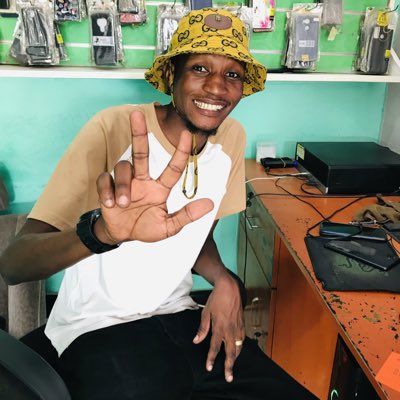 mobeto_abdul's tweet photo. #NewProfilePic https://t.co/0BzC1S6a15
