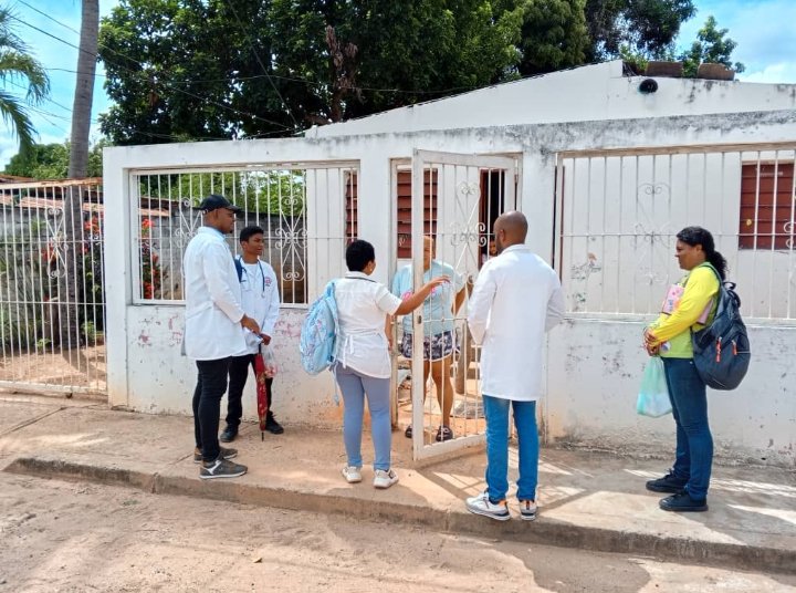 Seguimos por un #40AniversarioUCCM y más.
#CubaCoopera <a href="/cubacooperaven/">Brigada Médica Cubana en Venezuela</a> <a href="/UJCdeCuba/">UJC de Cuba</a> <a href="/MINSAPCuba/">Ministerio de Salud Pública de Cuba</a> <a href="/Cubacooperabol2/">Brigada Médica 🇨🇺 Bolívar🇻🇪</a>
<a href="/AnisleyKindelan/">Anisley Kindelan Hechavarria</a>
@CDIlaParagua1