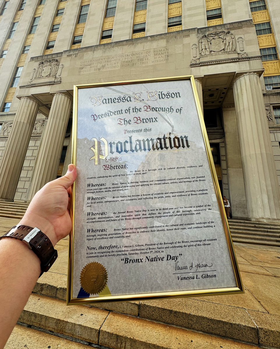 thebxnative's tweet image. 🏆🗣️YERRR! Thank you so much to The Bronx Borough President @bronxbpgibson for The Bronx Native Day 2024 proclamation! 🏆🗣️ #bnd24 #bronxnativeday #proclamation #7yearanniversary
