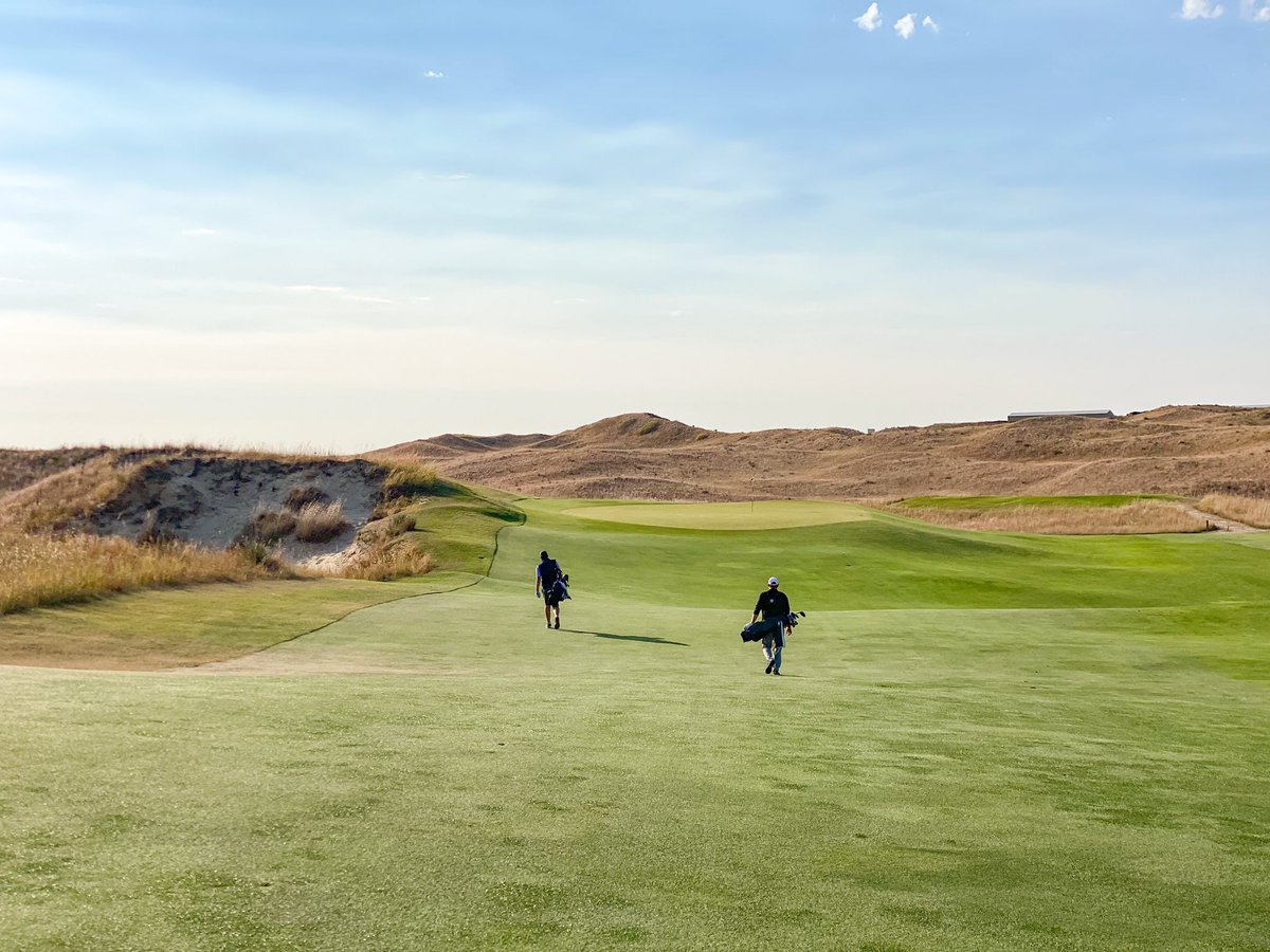 RileyJohnsGolf's tweet image. 72 holes of golf at Sand Hills and could have easily kept going. Couldn’t have asked for better weather, conditions, or company - world class experience all around. Hats off to Mr. Youngscap and @KyleHegland3 for keeping it real and all the unforgettable stories.