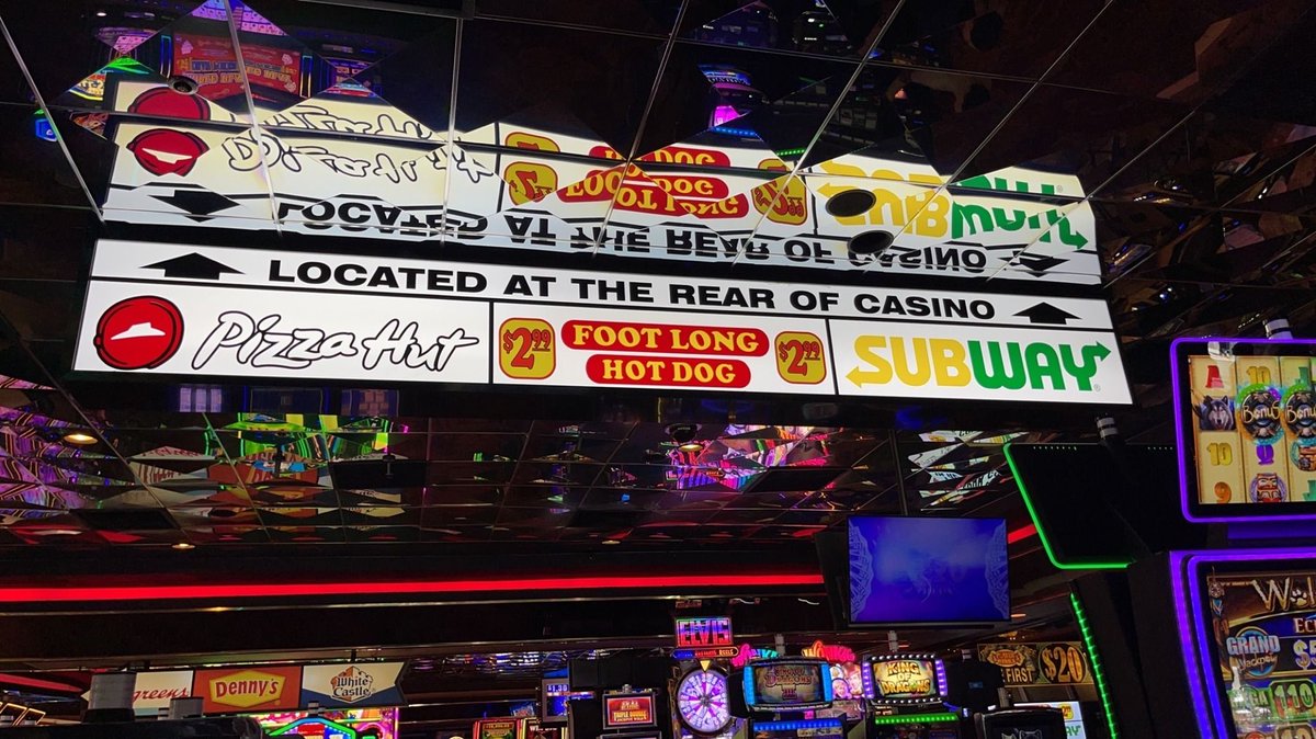 Feeling hungry? 🍕🌭🥪 Whether it’s a slice, a sub, or a quick bite, we’ve got your cravings covered! Head to the back of the casino and fuel up for your next win! 🙌 #CasinoRoyaleVIP