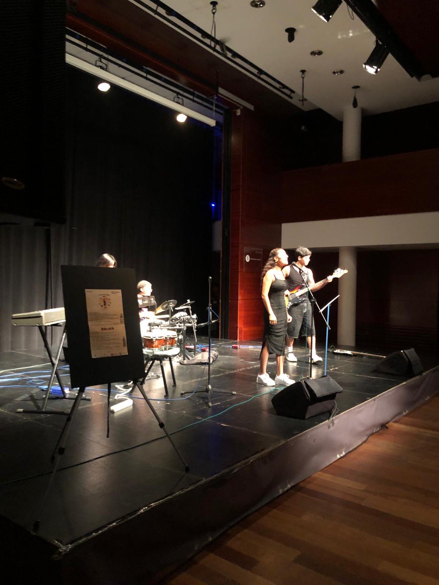 Grupo musical del Inst. Fonsere de la ciudad,  en el  II Festival  Infantil  del <a href="/foroculturas_lh/">Foro Culturas L'H</a>, en el  #CentroCivicoLaBóbila, sábado 27/09/2024.

#Hospitaletciudaddiversa.