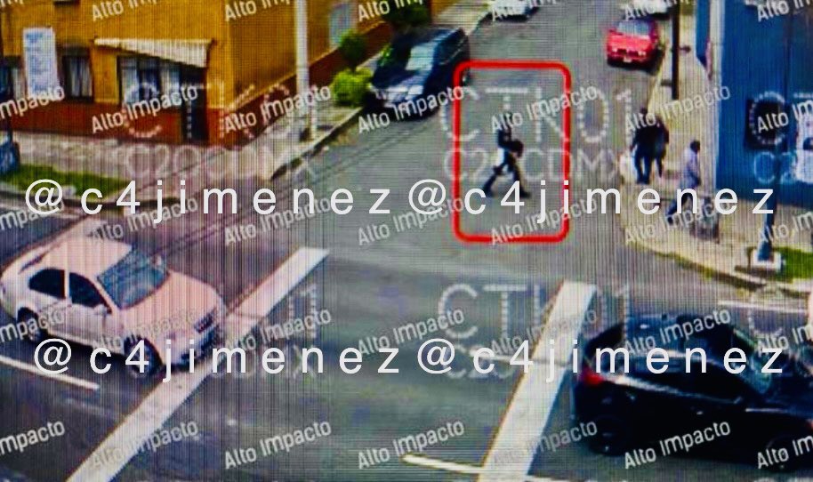 c4jimenez's tweet photo. SIGUE DETENIDO por ARROLLAR, PRENSAR y MATAR ASÍ a LA RATA
Aunq ayer se dijo q fue una mujer quien prensó al tipo, en @FiscaliaCDMX permanece detenido un hombre de 29 años.
Est�� acusado de homicidio culposo por tránsito vehicular.
Aún espera a q lo liberen.

Detalles #C4EnAlerta https://t.co/KBBWG022gn