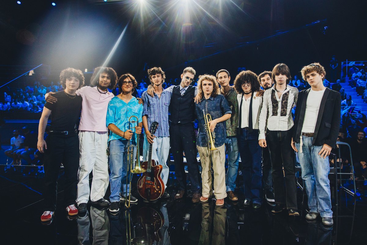 X FACTOR tweet media