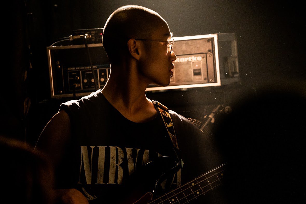 Toy4gen's tweet photo. 9/24 GOLDEN PIGS
Radrockありがとうございました！
この日は久々のライブだったので、ライブのやり方みたいなの忘れかけてたけど楽しく出来ましたー！なるさんもブリショのサポートとして来ていたので楽しかったなぁ！！
photo by @skyche_1kk 
素敵な写真ありがとうございます！ https://t.co/lLx2yBAHlC