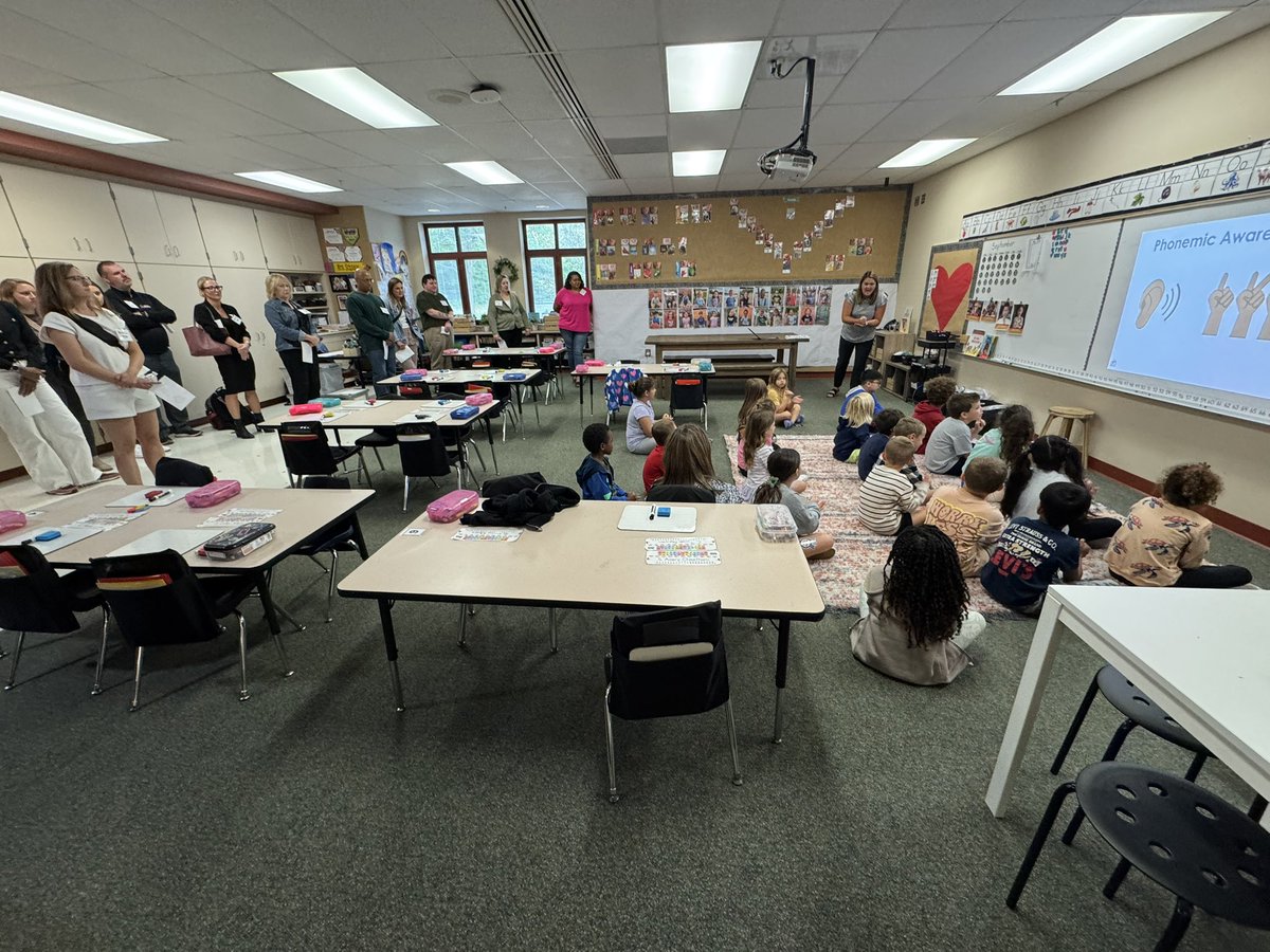 HSESchools's tweet photo. We don’t just like talking about what we’re doing in our schools, but showing it too! Thank you @HRErockets admin and teachers for hosting HSEngaged and sharing the amazing learning that occurs each and every day! #HSEngaged https://t.co/vEQtaVJNOj