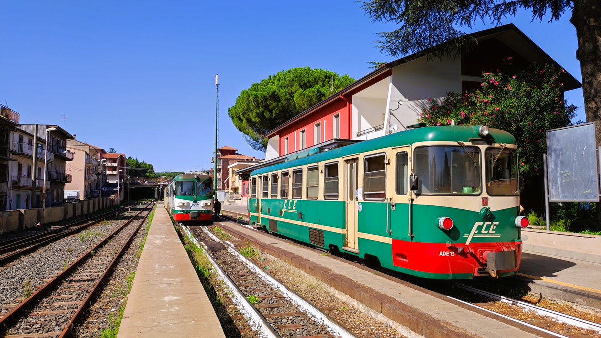 viaduct_world's tweet photo. ๐Discover the #FerroviaCircumetnea โ a historic railway circling the majestic Mount Etna! ๐ This scenic route is a must for rail fans in Sicily and can also be logged with #viaduct. Track your journey and start building your personal rail map. ๐บ๏ธ
#MyTrainMap #RailsToSicily #RailwayAdventures #TravelItaly #viaduct