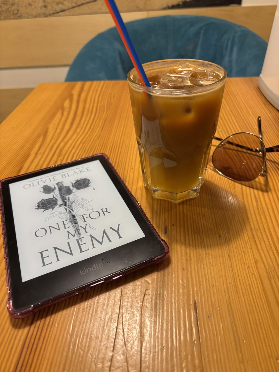 BibiKikina's tweet image. #readingmode