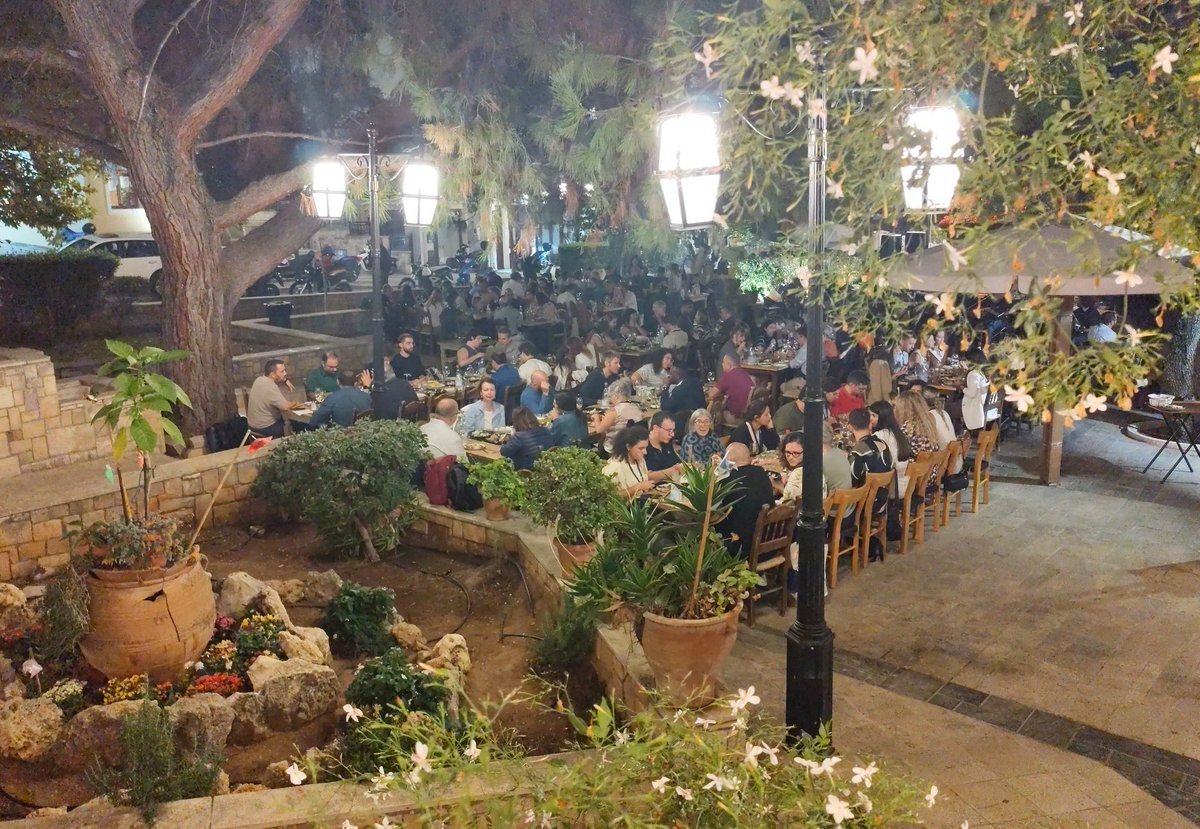 rethinkfoodwaste tweet media