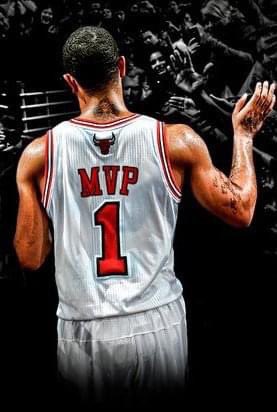 TheBullsShow's tweet photo. Shoutout DRose, the guy largely responsible for me becoming a STH, podcast co-host, and resurrected irrational Bulls fan. MJ had me fall in love with basketball as a kid, but no one inspired more Chicago sports hope for me as an adult than @drose.

Thanks for all the memories. https://t.co/9aHXW0C7OS
