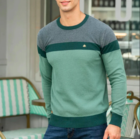 ShopAtticusKade's tweet photo. Stay warm and stylish with our Arctic Breeze Striped Cotton Sweater! Made from 100% soft cotton, this cozy pullover features bold stripes and a classic O-neck collar, perfect for any occasion. #WinterStyle #CozyComfort #StripedSweater
Shop Now - https://t.co/StPhYnO4pJ https://t.co/eI0BjUBtie