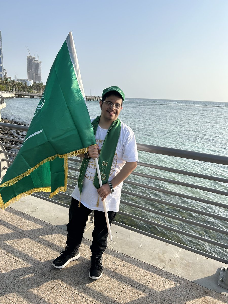 dhoom2992's tweet photo. #اليوم_الوطني_السعودي 
#نحلم_ونحقق 
#المملكة_العربية_السعودية https://t.co/UaFifbO4oY