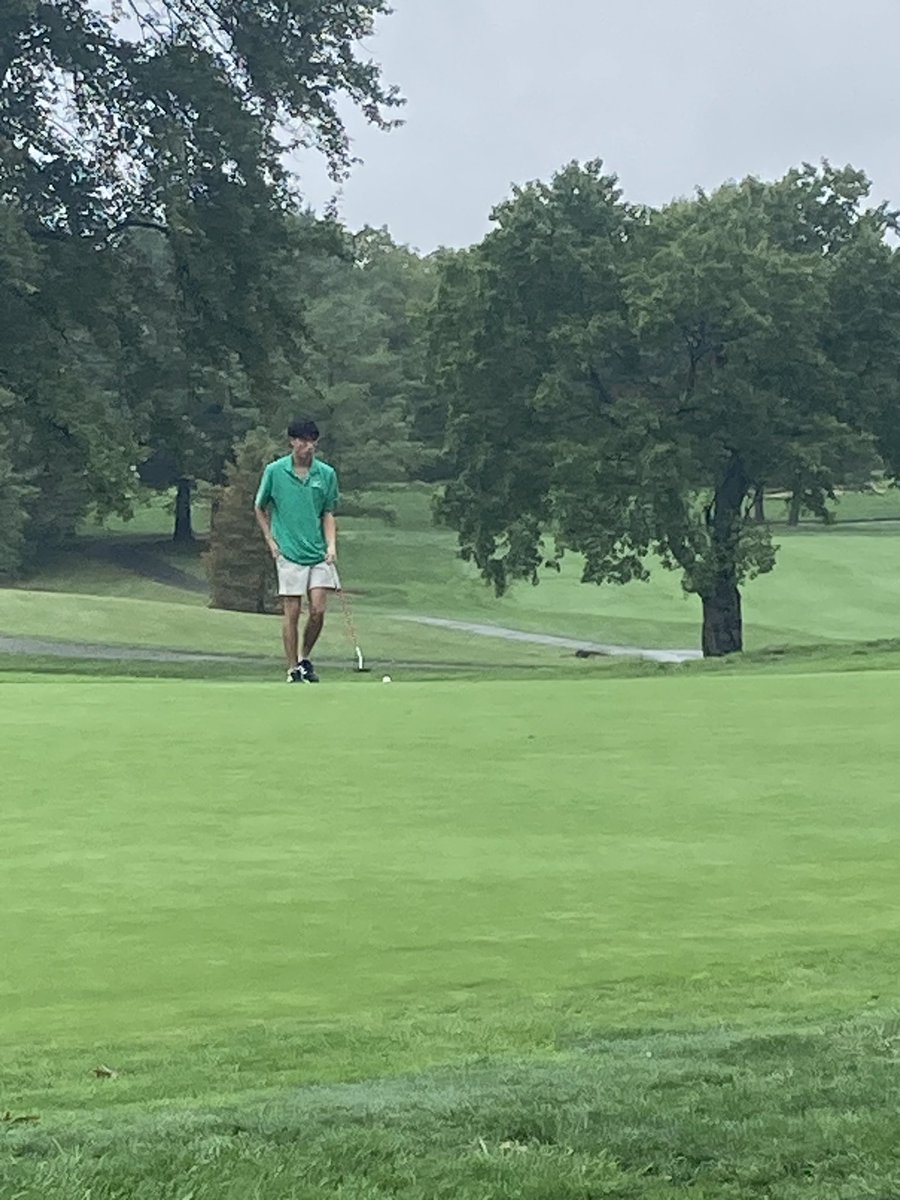 VarsityGolfWHS's tweet photo. Wakefield wrapped up the district tournament at Herndon in a never ending rain storm with a total score (627.). The second day saw Tully(75) Phillip(76) and Beckett(77) all play well under tough conditions. Phillip was especially impressive rebounding from a tough day one start. https://t.co/XTDVrVRvid