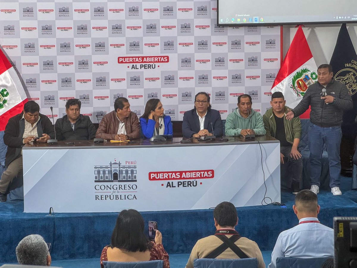 RobertoSanchP's tweet photo. Proponemos la Declaratoria de Emergencia y excepciones normativas para que asegurando plena vigencia de derechos ciudadanos se permita resguardo del Ejercito en zonas de alto riesgo donde habita la criminalidad organizada
⁦@RPPNoticias⁩ ⁦@canalN_⁩ ⁦@KikesitoVH⁩ https://t.co/fwpqtGqkG3
