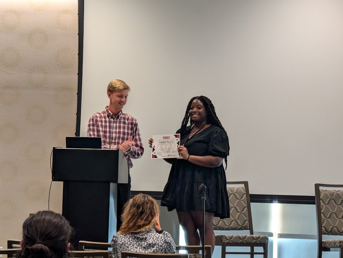 NERVES_Lab's tweet image. The NERVES Lab had a great showing at the Utah BME Conference! One of our undergraduate students, Chimdi Ihediwa, won 3rd place for her poster and 1 minute pitch!

We are so proud!! 👏