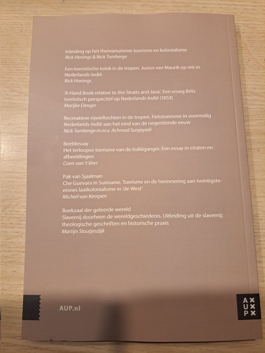 Net verschenen! Het themanummer van "De Moderne Tijd" over "Toerisme en kolonialisme", dat ik samen met Nick Tomberge (die een proefschrift schrijft over tropentoerisme) samenstelde! <a href="/ModerneTijd/">De Moderne Tijd</a> <a href="/indisch4ever/">𝕴𝖓𝖉𝖎𝖘𝖈𝖍4𝖊𝖛𝖊𝖗😎</a> <a href="/LUCAS_Leiden/">LUCAS - Centre for the Arts in Society</a> <a href="/LeidenHum/">Leiden University - Faculty of Humanities</a>