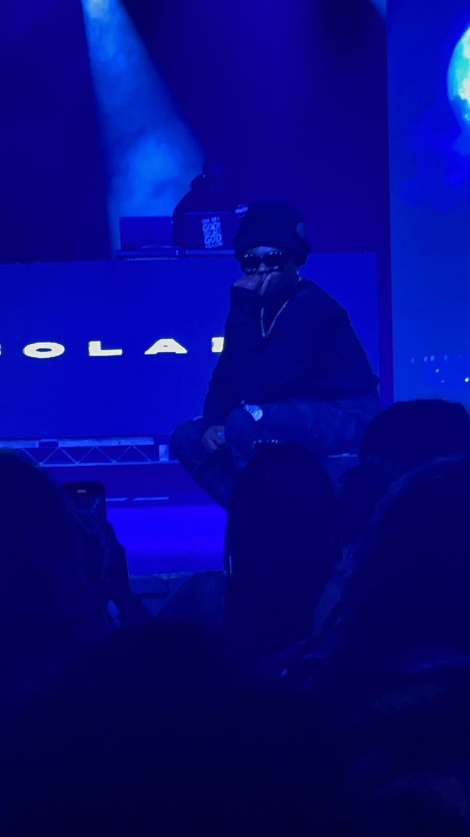 D_too_P's tweet photo. If I send you this… I know you’re lying! 
@wale #everybluemoontour https://t.co/sXL3JPGnvA