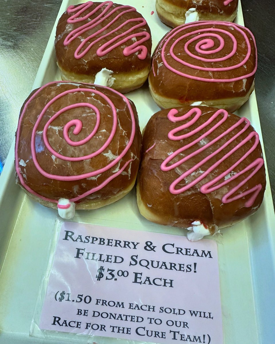 FtFindlayCoffee's tweet photo. Our Raspberry &amp; Cream Filled Squares are back! Half of the proceeds will be donated to the Race for the Cure!

#raceforthecure #coffeeforthecure #susangkomen #fortfindlay #fortfindlaycoffee #fortfindlaydoughnuts #findlayohio https://t.co/m5mlwBbjbS