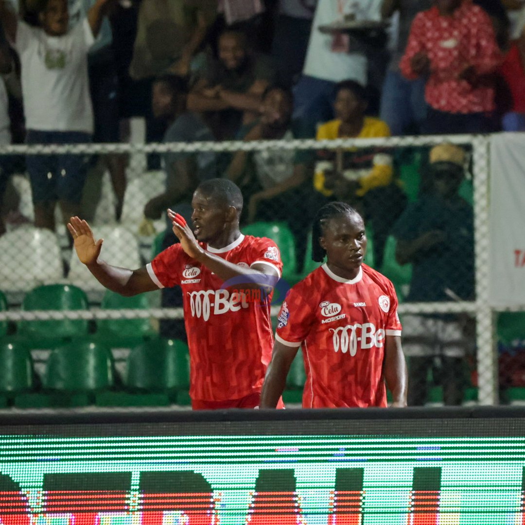 azamtvtz's tweet photo. 25' | #MzizimaDerby 

Azam 0-1 Simba (Ateba 15')

 LIVE #AzamSports1HD 

#NBCPremierLeague #NBCPL #LigiKuuYaNBC #SisiNiSoka #MzizimaDerby #AzamFC #SimbaSC #AzamSimba https://t.co/FGc7a7EcLq