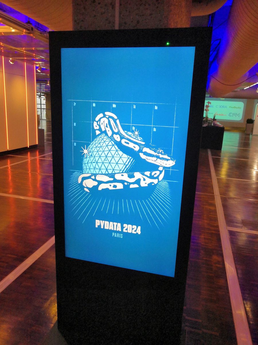 stat4decision tweet media