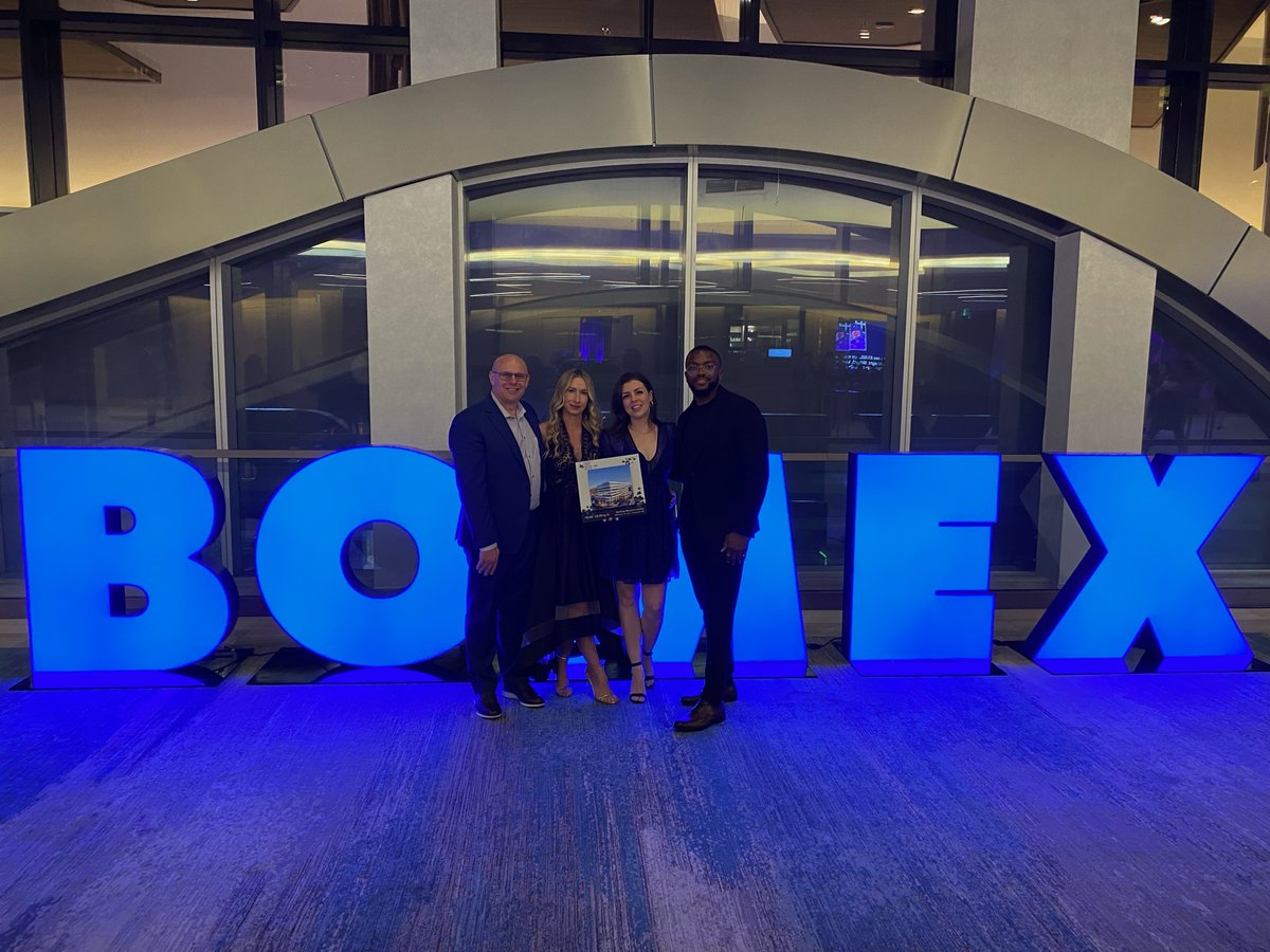 We are happy to announce that Renfrew Centre, managed on behalf of <a href="/aimcoinvests/">AIMCo Invests</a>,  received the TOBY Award (100,000 to 249,999 sq. ft.) from <a href="/BOMA_CAN/">BOMA Canada</a> last night at BOMEX!  

Congratulations to our incredible Epic Vancouver team!