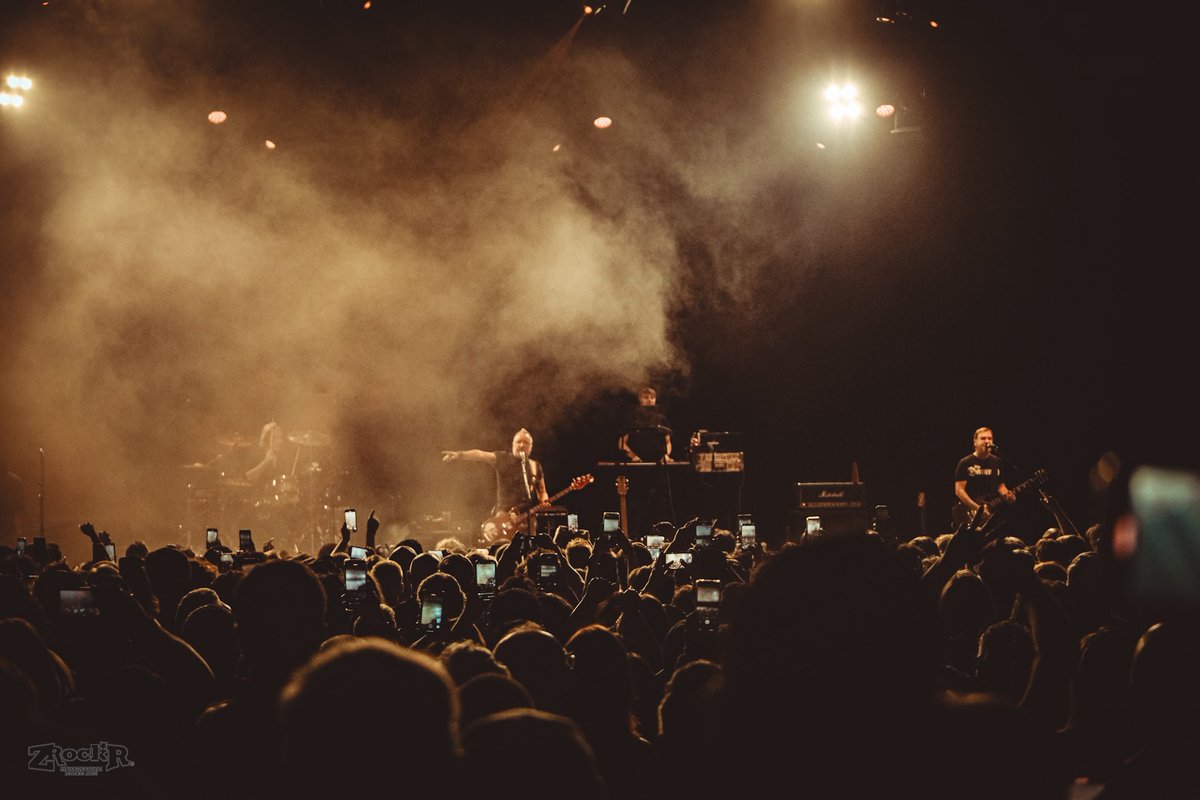 Peter Hook tweet media