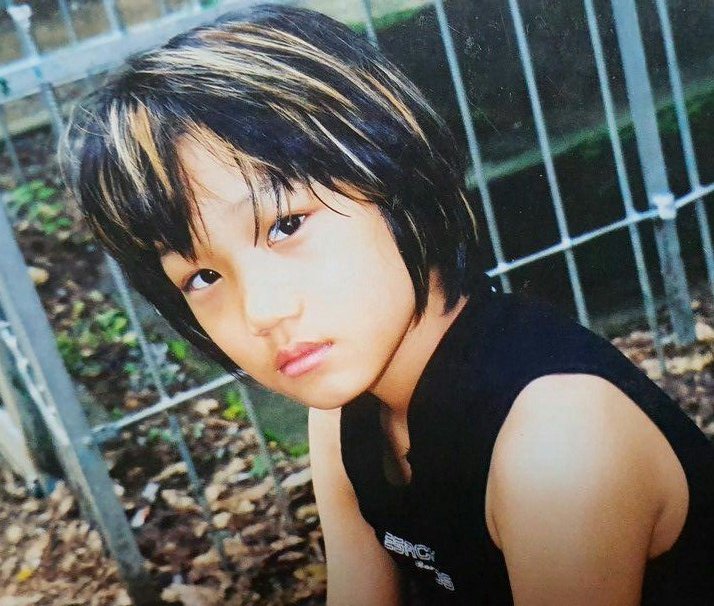 lxlyma's tweet photo. من و بوی فرندم در ایام طفولیت...

#Kai #EXO @weareoneEXO https://t.co/W0dwvT8qGJ