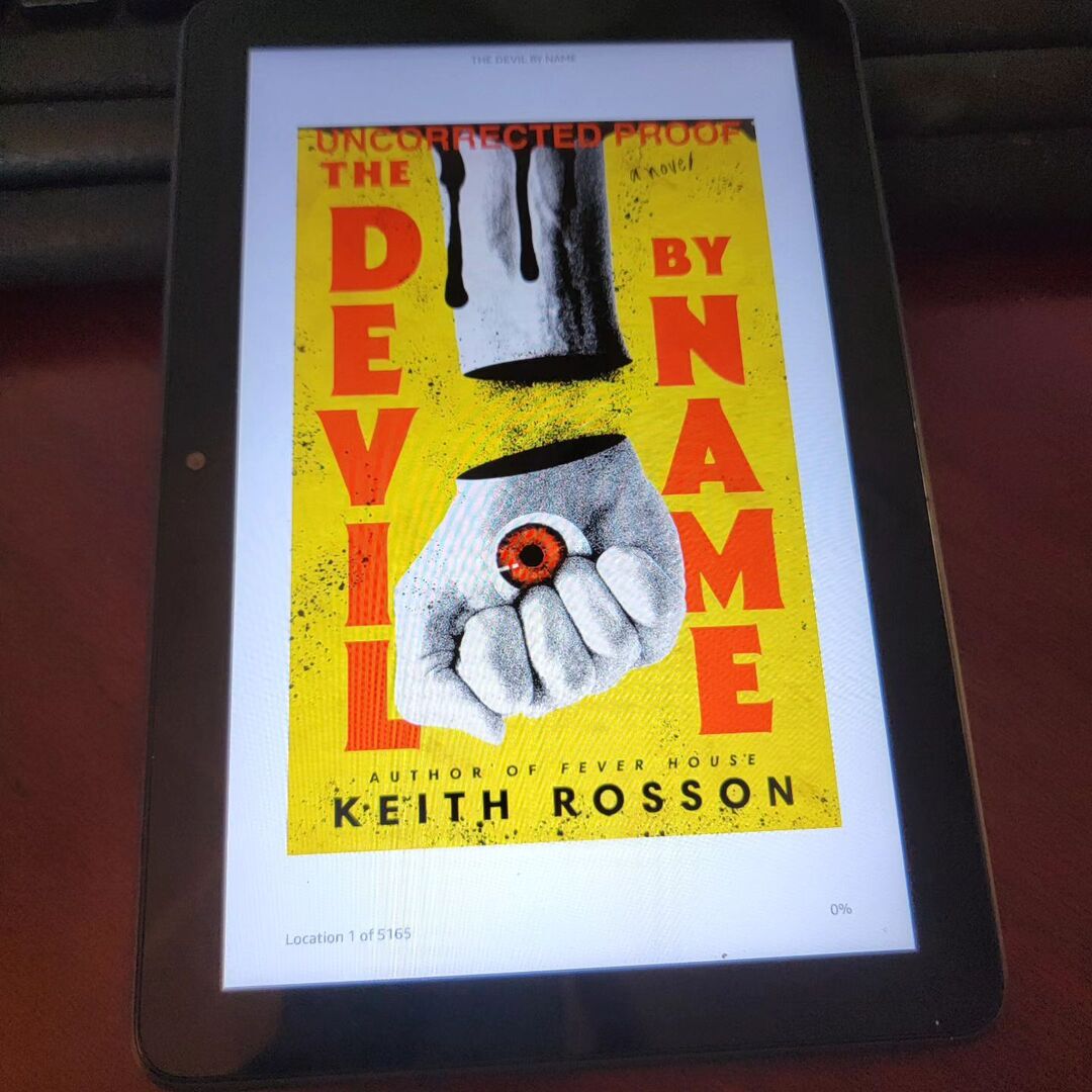 Today's #lunchbreakread is THE DEVIL BY NAME by Keith Rosson. This is the sequel to FEVER HOUSE, one of my favorite books last year. instagr.am/p/DAY7qDrxYph/