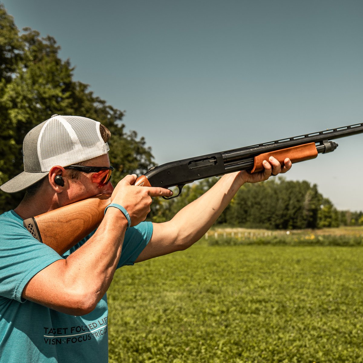 targetfocused's tweet image. Sound off in the comments if you're a pump-action 3.5 inch shotgun lover... I can't say that 3.5 inch is my typical cup of tea but this Mossberg 835 shoots really nice. We just took an in-depth look at this shotgun on the channel. Check it out! #mossberg #pumpaction