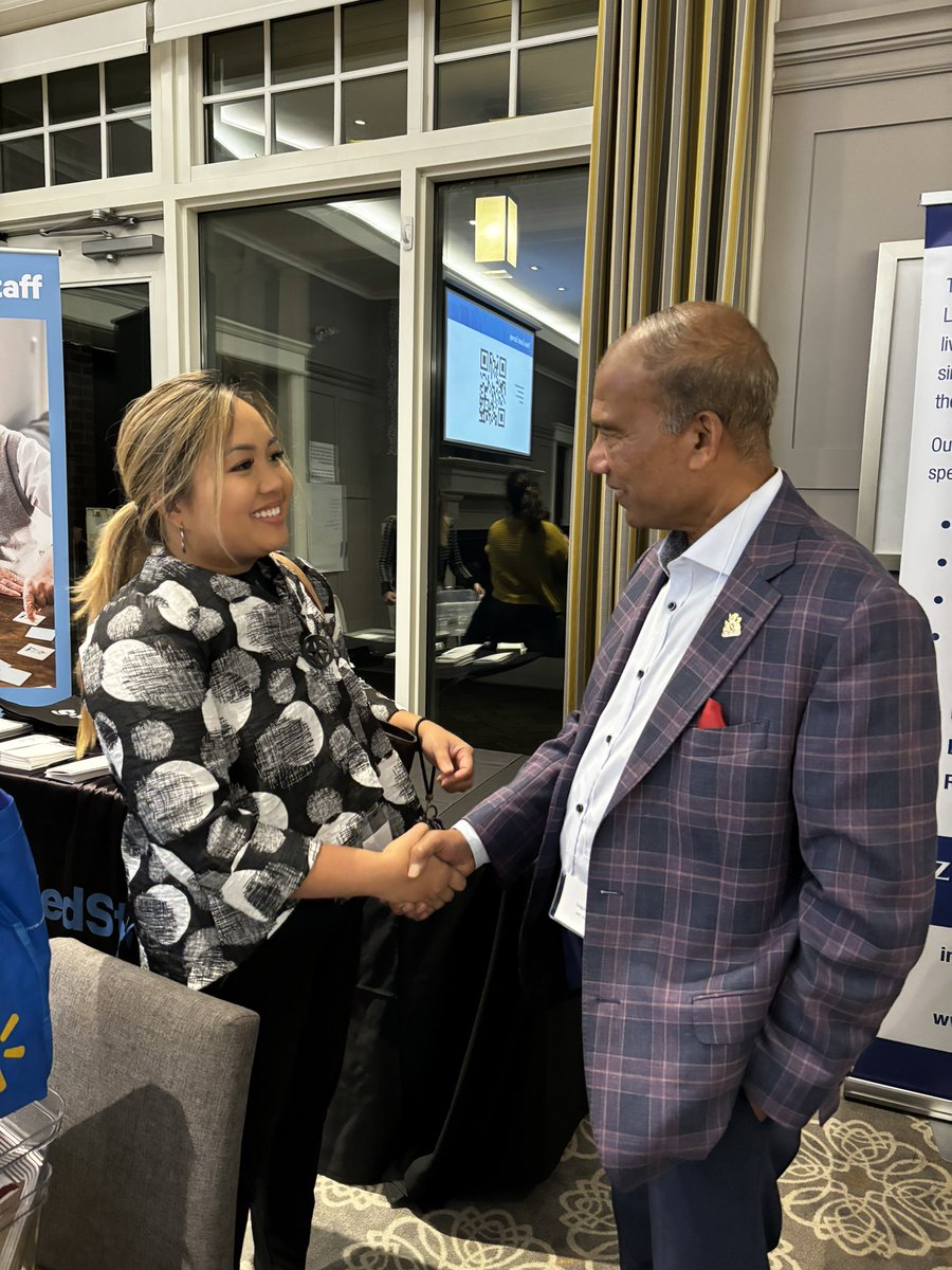 LoganKanapathi's tweet photo. Grateful to join the dedicated healthcare professionals and community partners of @EYRND_OHT.

It’s a pleasure to participate in their networking event and seeing their commitment to bringing better health outcomes to our community! https://t.co/JVsfpdm3qI