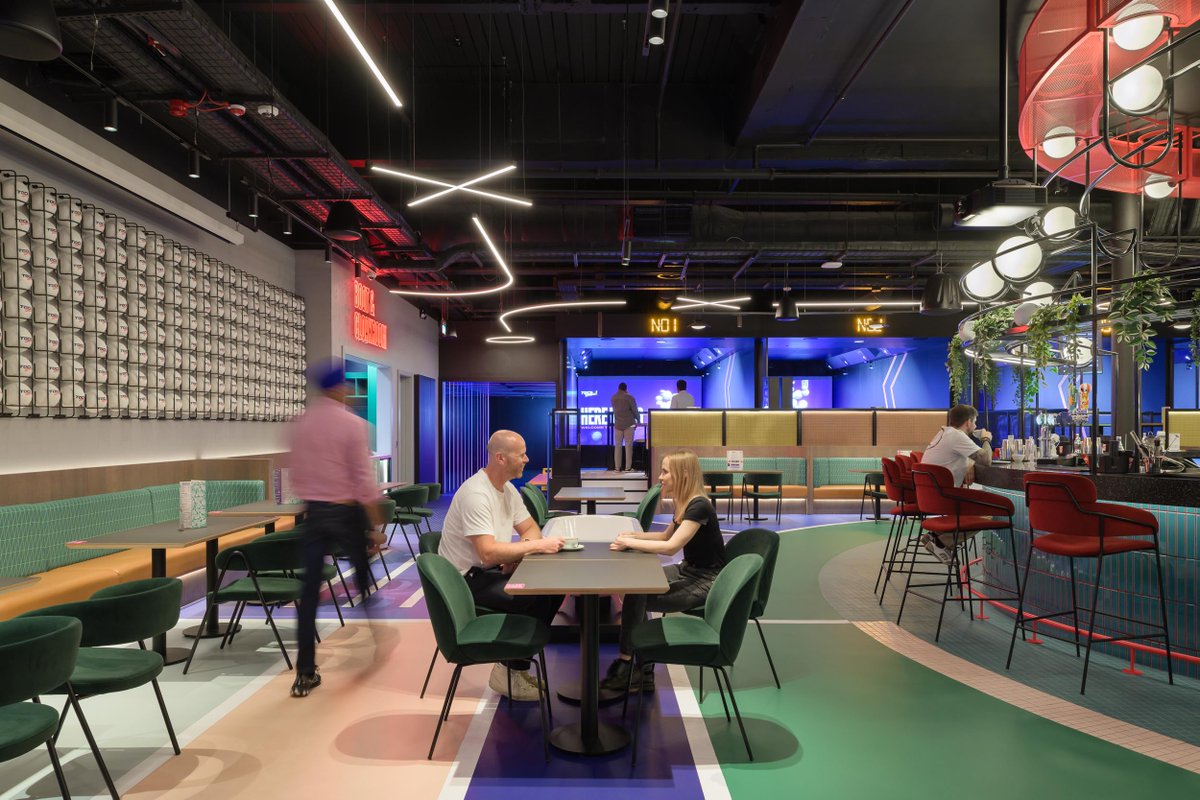 Gensler_Europe's tweet image. Our design for TOCA Social at Birmingham&apos;s Bullring transforms an iconic space into a vibrant entertainment venue.
📸: Tom Bird

#TOCASocialDesign #GenslerBirmingham #ImmersiveDesign #StadiumInspiration #AdaptiveReuse #InclusiveDesign #FutureOfEntertainment #Birmingham #Midlands