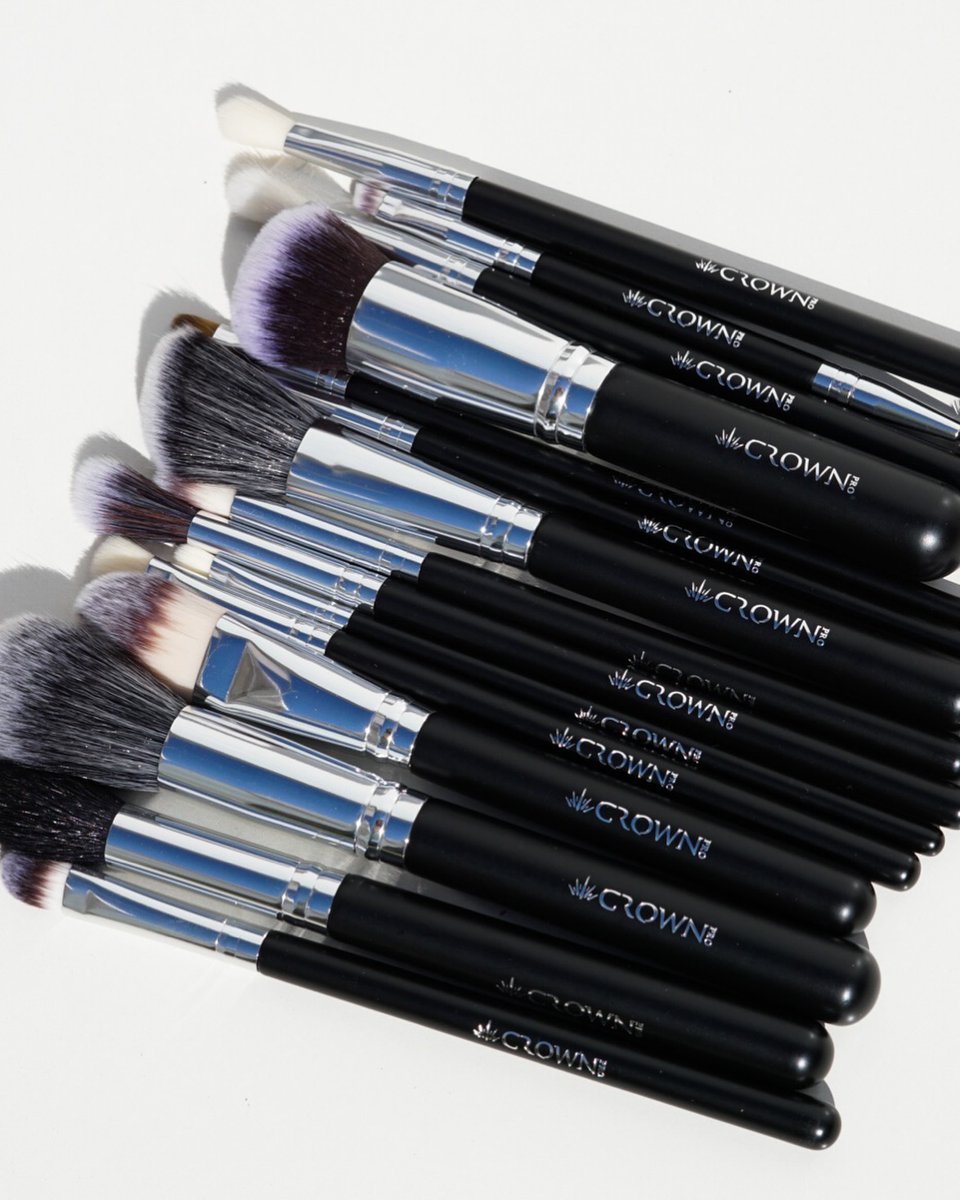 Crown Brush tweet media