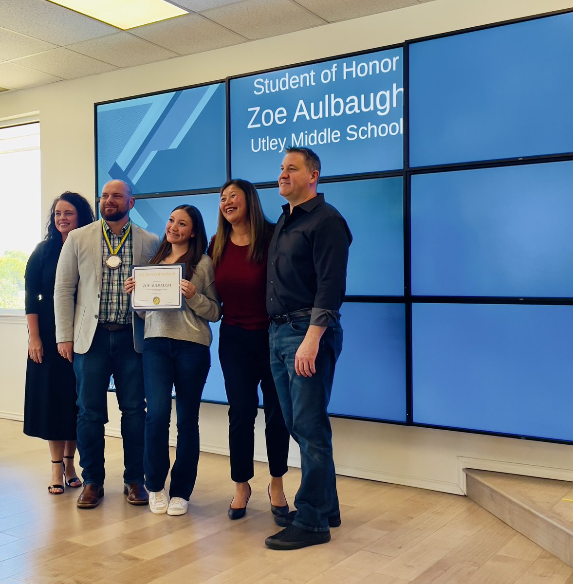 Megan Gist tweet media