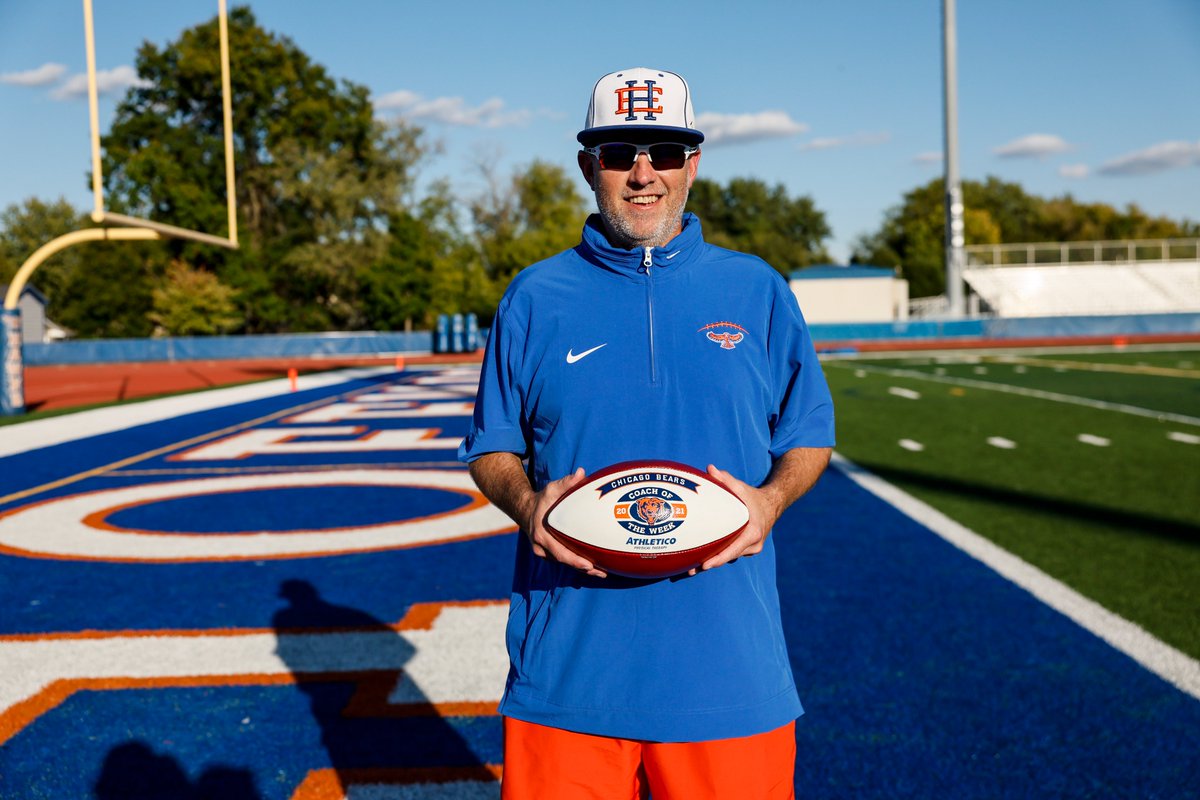 Congratulations to Coach Tim Heyse of Hoffman Estates H.S. for being our Week 4 Coach of the Week winner!

He has shown strong leadership this season, guiding the Hawks to a solid 4-0 start, highlighted by a 56-21 victory over Vernon Hills. 
#ThisIsHSFootball