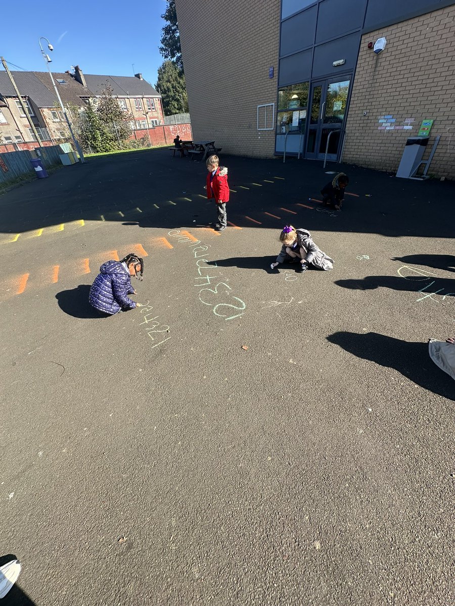Mr MacAulay (@mrmacaulay_) on Twitter photo P1b enjoyed taken maths outside of the classroom during #MathsWeekScotland practicing writing their numbers 1-10 <a href="/StMonicaMilton/">🌈StMonicasMilton🌈</a> P1b enjoyed taken maths outside of the classroom during #MathsWeekScotland practicing writing their numbers 1-10 <a href="/StMonicaMilton/">🌈StMonicasMilton🌈</a>
