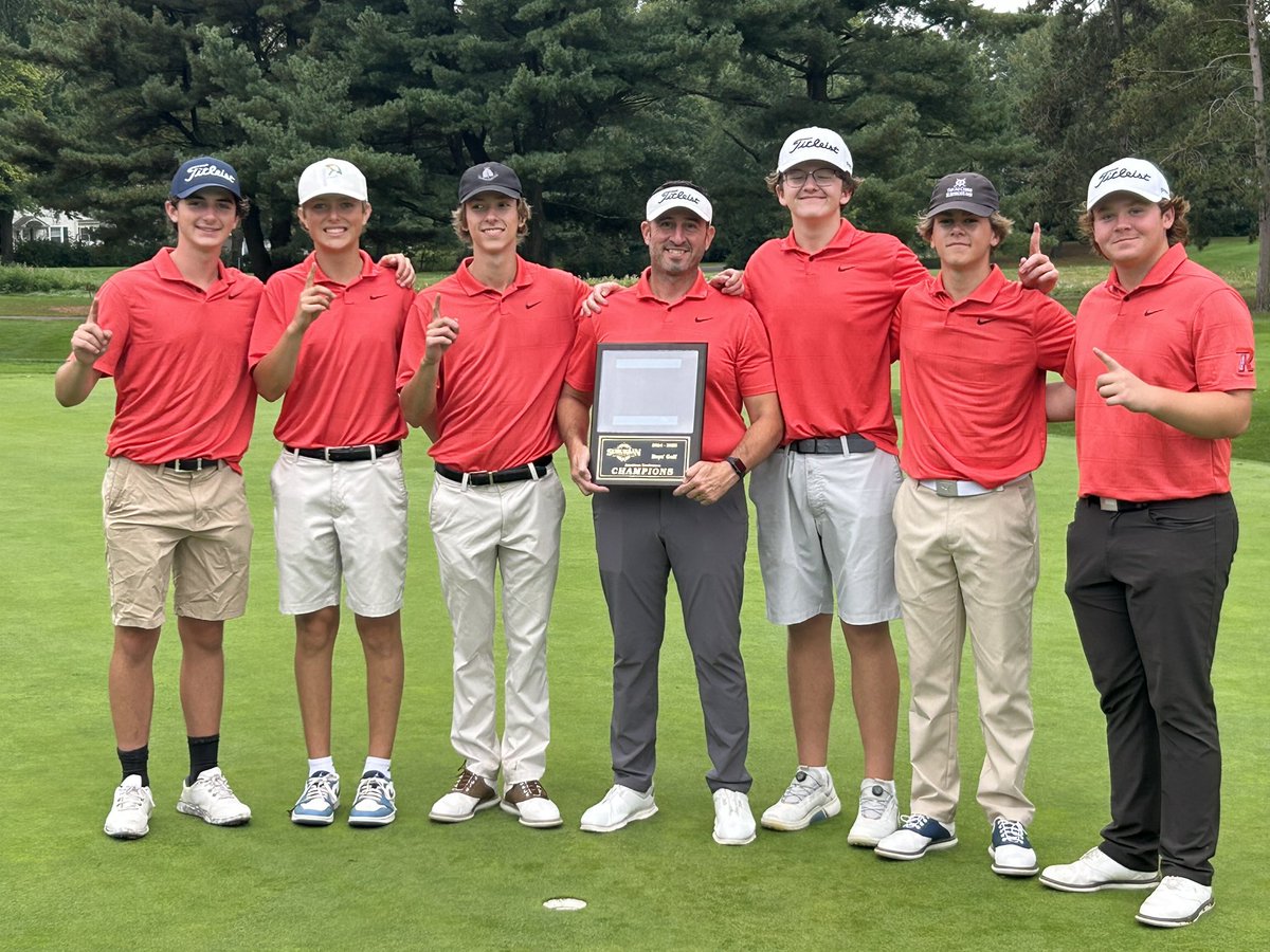 CONGRATULATIONS!!
With their victory today in the #4 Suburban League Tournament at Good Park GC, the Minutemen Men’s Golf Team finish as 

Co- Champions of the Suburban League American Conference !
🏆