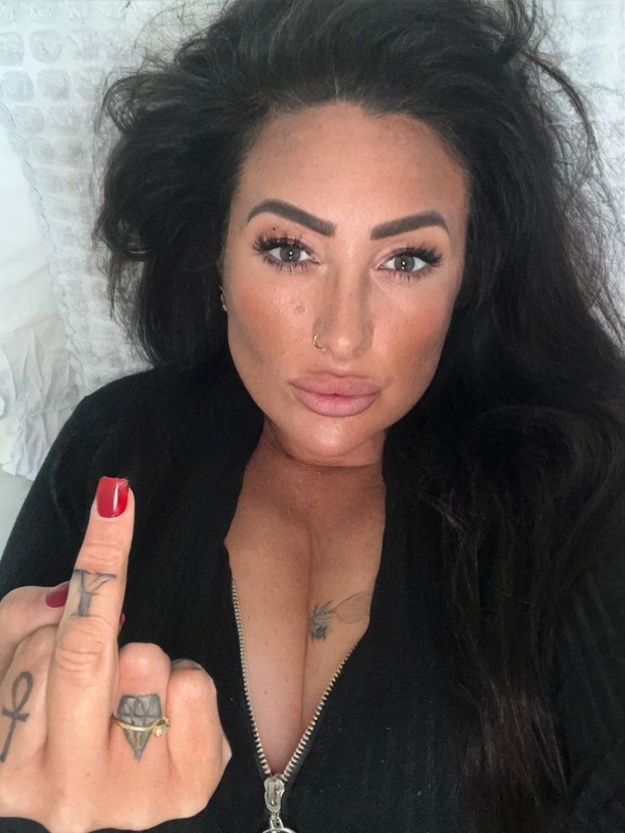 Content from rayaneave