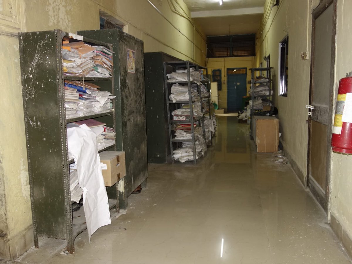Mpf_Avnl's tweet photo. "AVNL Ambarnath Launches Office Records Clean-Up Under #SHS24 Campaign

As part of the #SHS24 initiative, AVNL Ambarnath has embarked on a cleanliness drive to purge outdated office records. All AVNL Ambarnath offices are undertaking segregation and weeding out of old files, aiming to create streamlined and organized workspaces."
#SHS2024
#SanskaarSwachhata
#CleanIndia #SwachhBharat  #SwachhataHiSeva@MoHUA_India @MoJSDDWS @DARPG_GoI @AVANI_PR @sanjaydwivedi28 @PMOIndia @DefenceMinIndia @SethSanjayMP @DefProdnIndia @SpokespersonMoD @vrrambhad