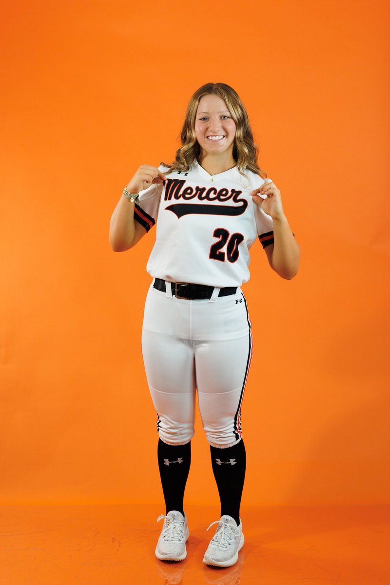 GO BEARS!!! 🖤🧡 #committed <a href="/LindsayFico/">Lindsay Fico</a> <a href="/cara_parker13/">Cara Parker</a> <a href="/courtneygettins/">courtneygettins</a> @ImpactHolcombe