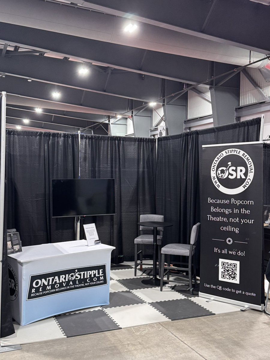 OntStipple's tweet photo. Hey Ottawa if you’re out and about the next four days come down to the EY Centre and say hi and enjoy some OSR approved popcorn on us. https://t.co/9bP495C7qa